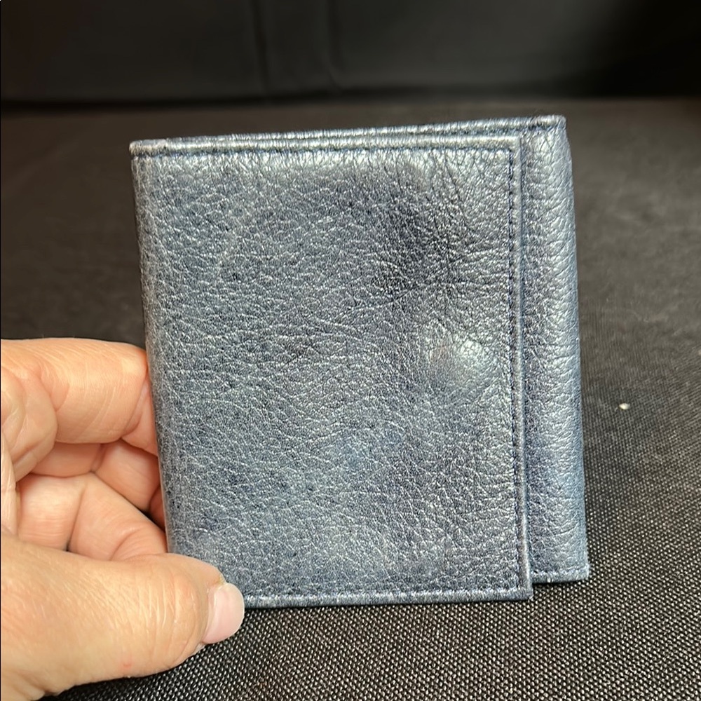 JP Ourse & Cie (Bolivia) Blue slim trifold wallet